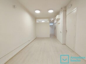 Bureau dans Barcelone, Barcelona à louer Photo intérieure- Image 2 de 10