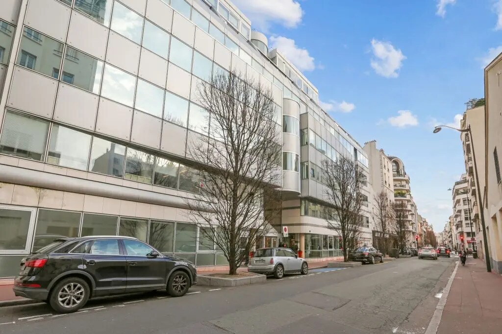 70 Rue Rivay, Levallois-Perret à louer Photo du bâtiment- Image 1 de 10
