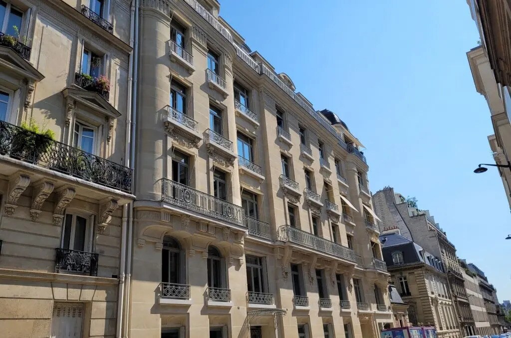 52 Rue De La Bienfaisance, Paris à louer Photo du bâtiment- Image 1 de 10