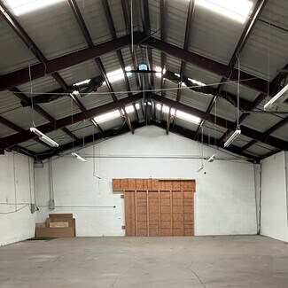 Plus de détails pour 109-111 Fairview St, Arlington, TX - Industriel à louer