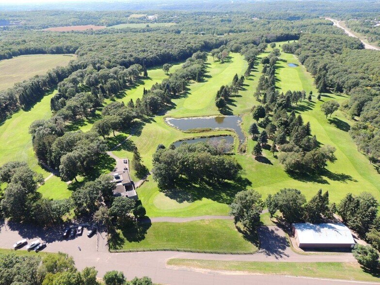 2200 US Highway 8, Saint Croix Falls, WI à vendre - Photo principale - Image 1 de 5