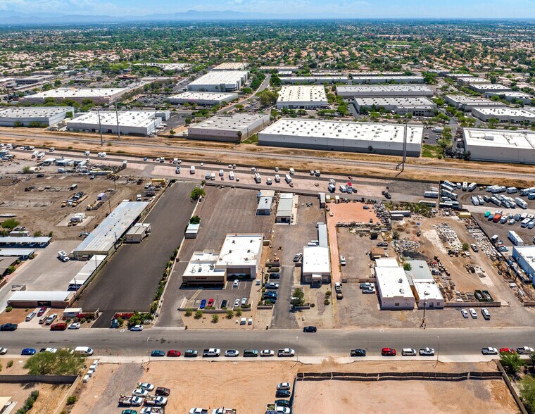 9109 S Hardy Dr, Tempe, AZ à louer - Photo du bâtiment - Image 2 de 5