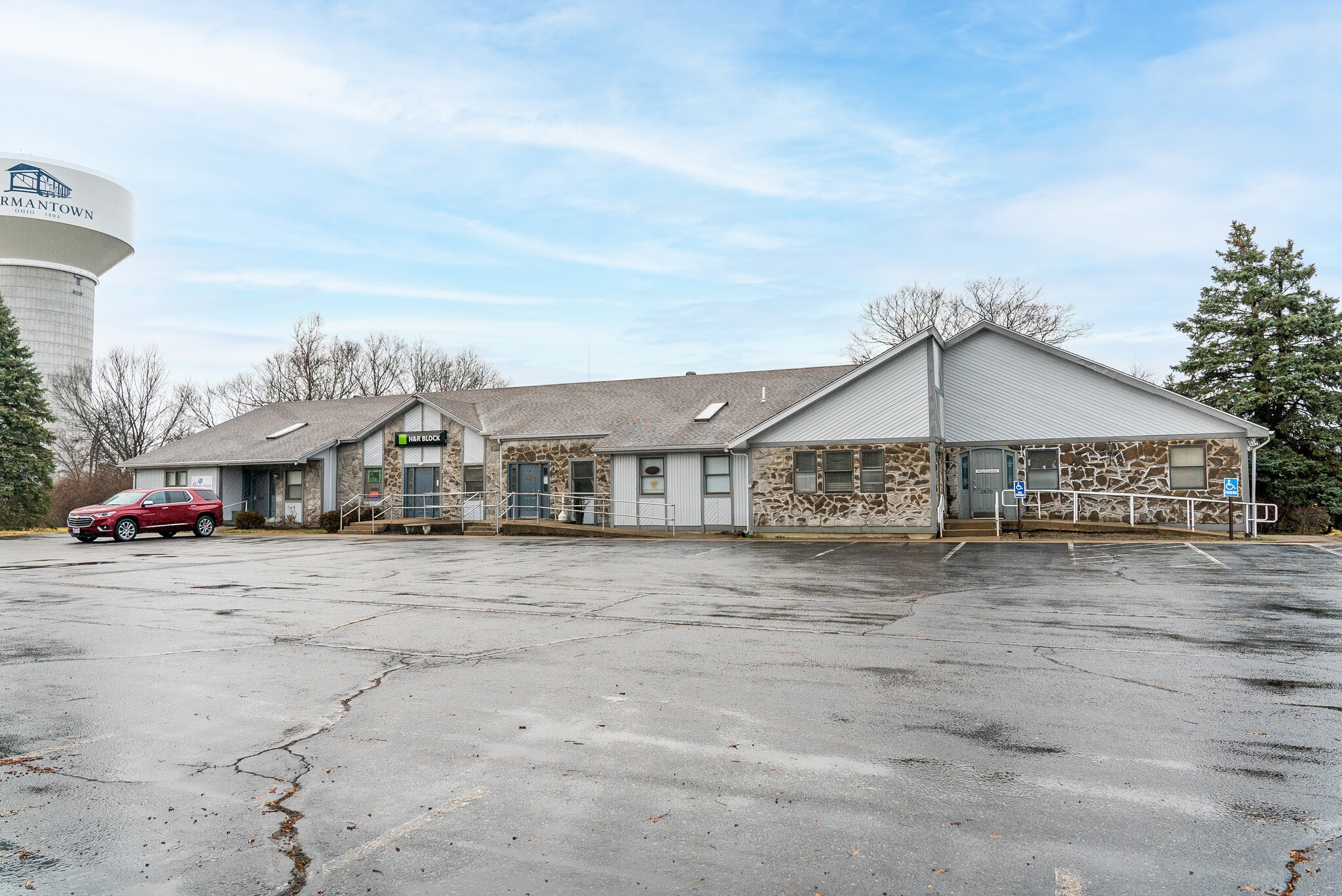 1864-1870 Dayton Germantown Pike, Germantown, OH for sale Primary Photo- Image 1 of 38