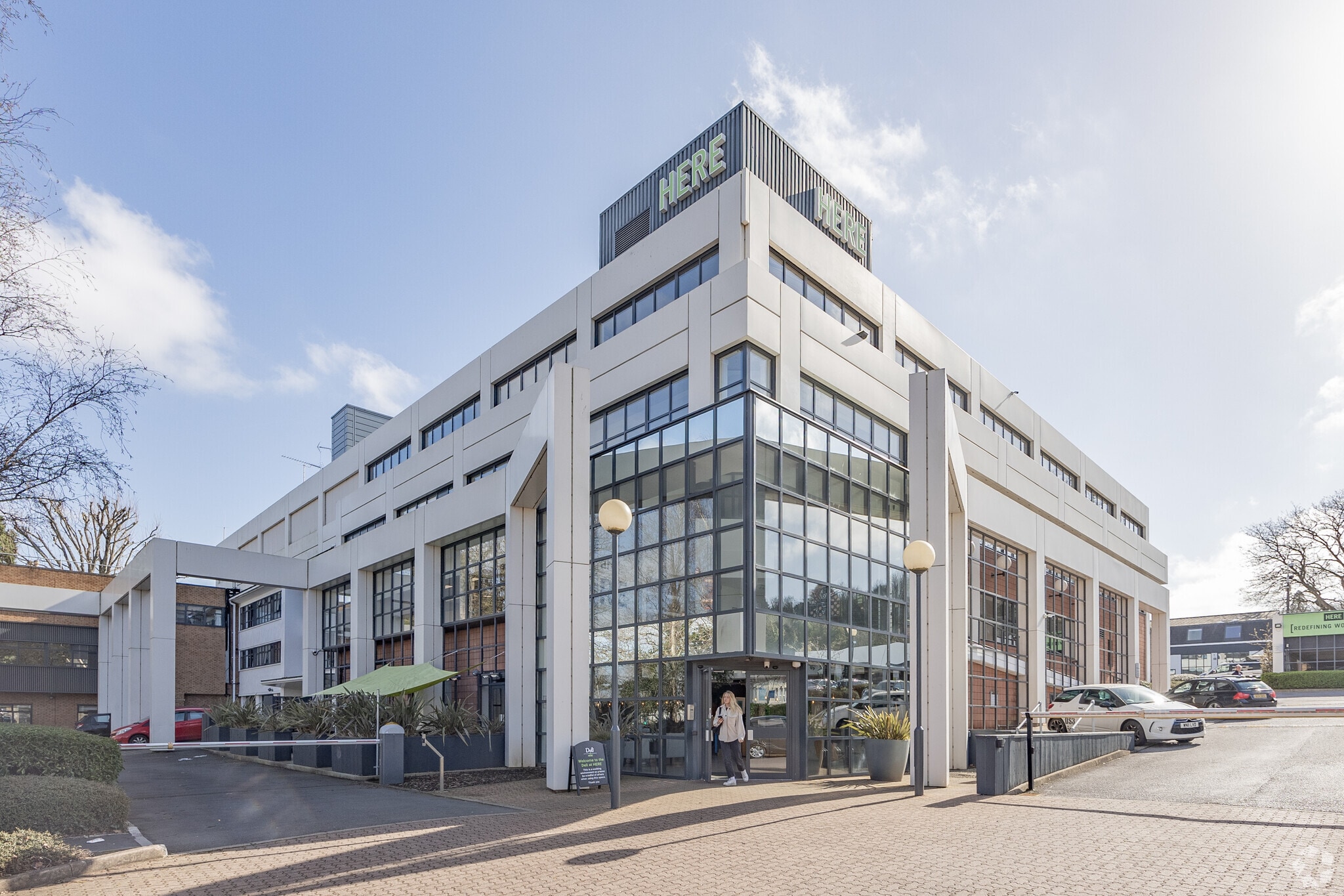 Bath Rd, Bristol for lease Primary Photo- Image 1 of 19