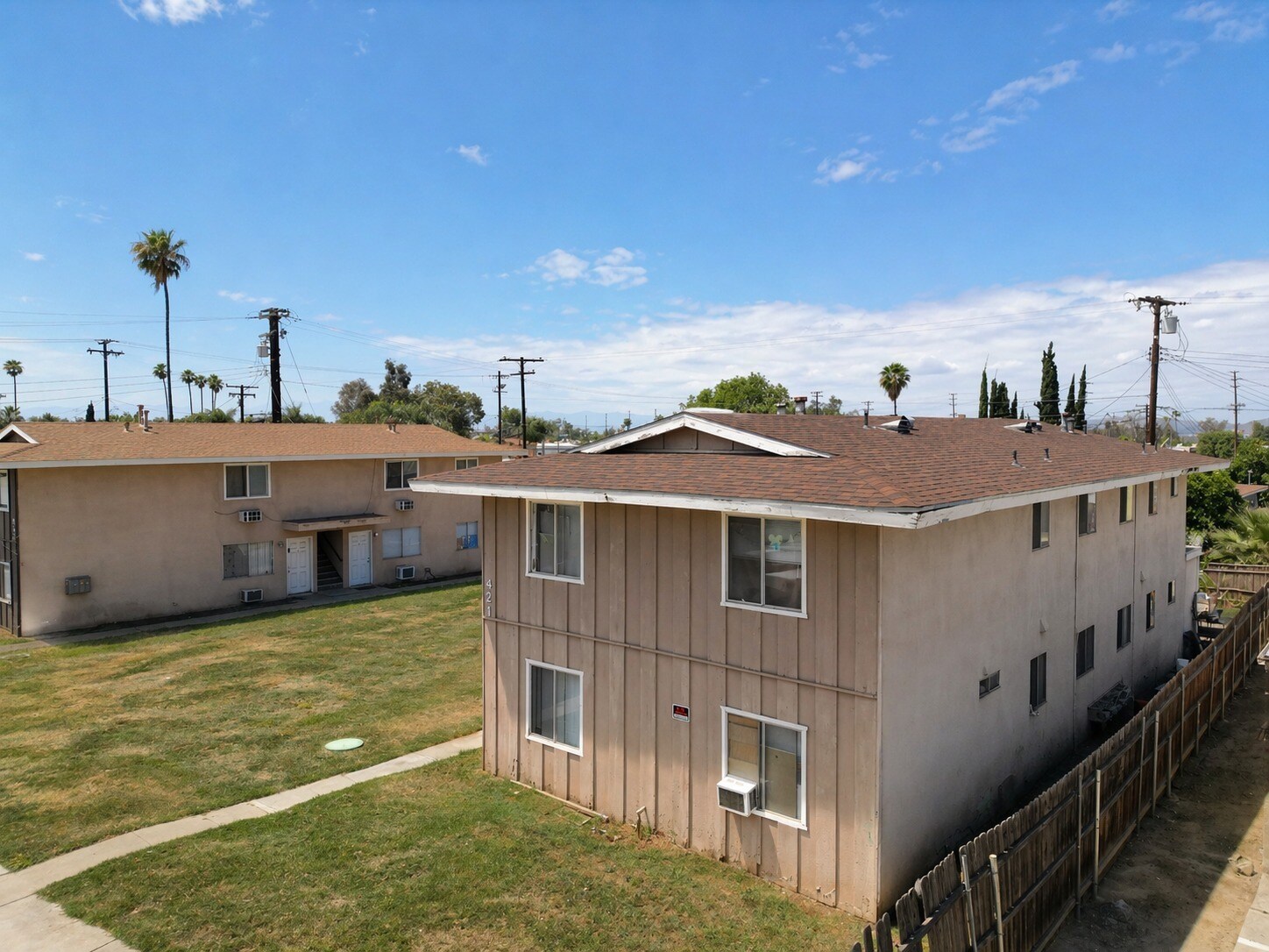 421 Devener St, Riverside, CA à vendre Photo principale- Image 1 de 4