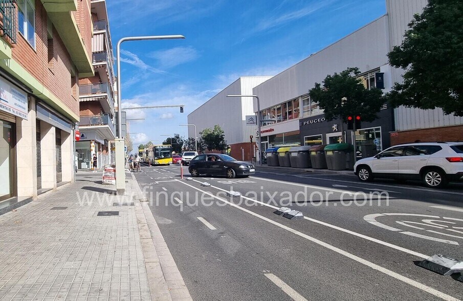 Immeuble residentiel dans Gavà, Barcelona à vendre - Photo du bâtiment - Image 3 de 4