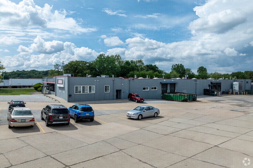 342 West Ave, Tallmadge, OH à vendre - Photo principale - Image 1 de 5