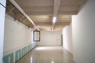 Commerce de détail dans Barcelone, Barcelona à louer Photo intérieure- Image 2 de 14