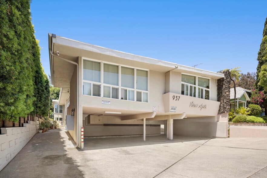 937 Hilldale Ave, West Hollywood, CA à vendre - Photo du bâtiment - Image 1 de 10