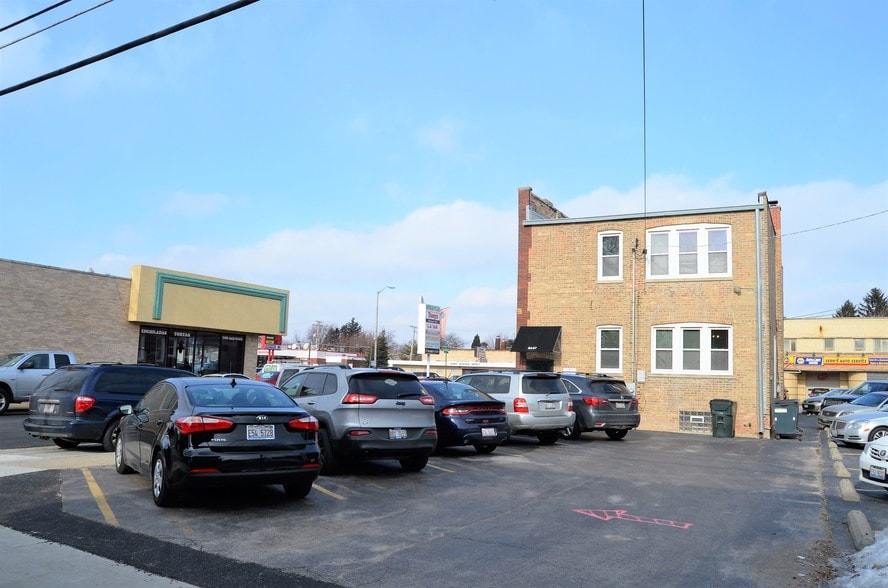 8647 Ogden Ave, Lyons, IL à vendre - Photo du bâtiment - Image 3 de 11