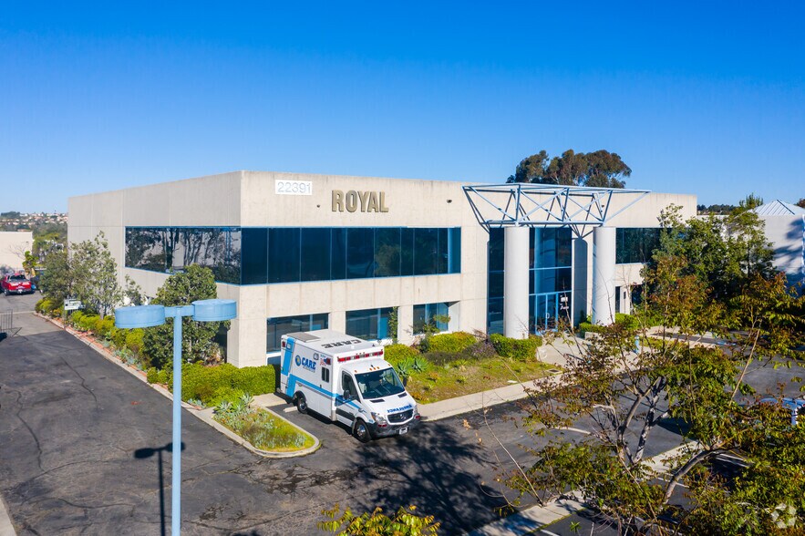 22391 Gilberto, Rancho Santa Margarita, CA à louer - Photo principale - Image 1 de 5