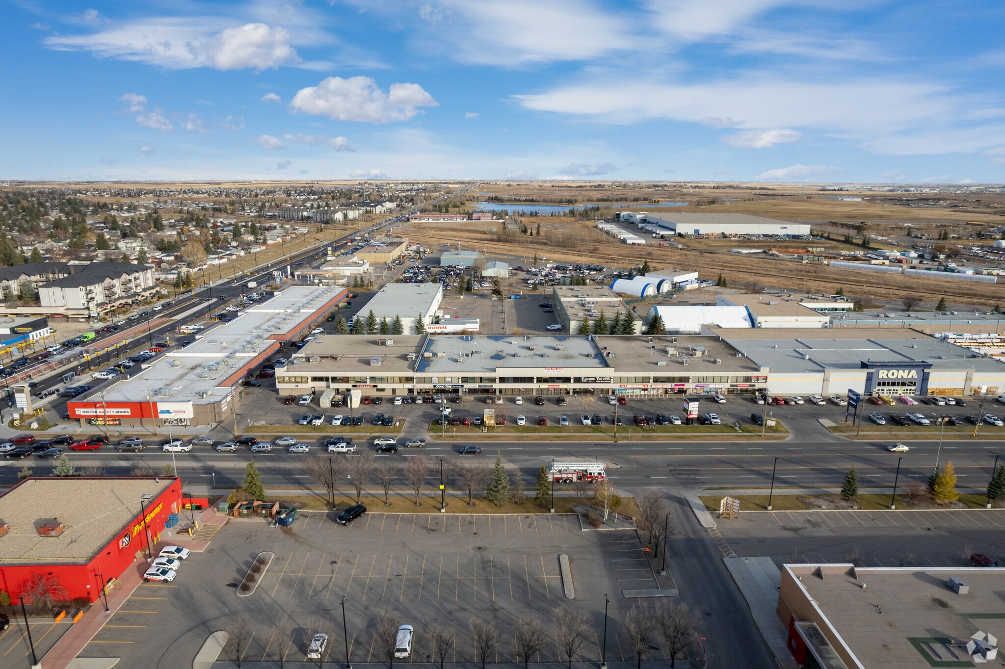 1830 52nd St SE, Calgary, AB for lease Primary Photo- Image 1 of 12