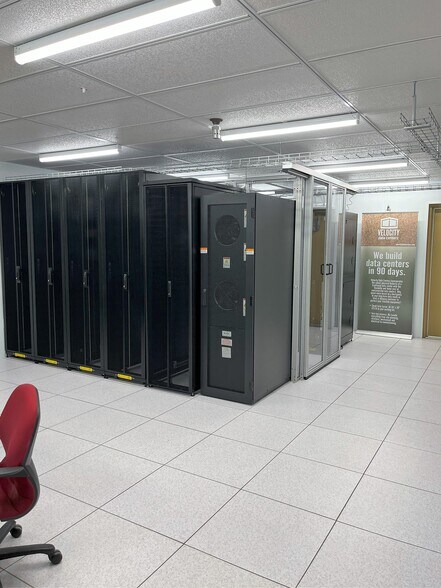 6163 Jackson, Ann Arbor, MI à vendre - Photo intérieure - Image 2 de 23