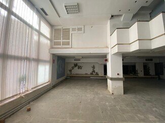 Plus de détails pour Commerce de détail à vendre