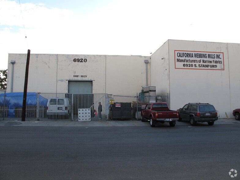 6920 S Stanford Ave, Los Angeles, CA for sale - Building Photo - Image 2 of 2