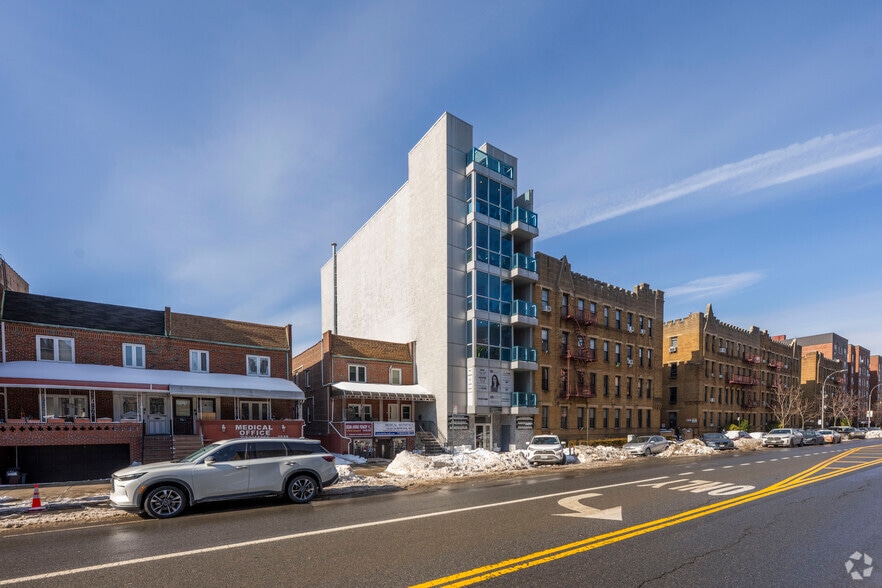 2960 Ocean Ave, Brooklyn, NY à louer - Photo du bâtiment - Image 2 de 4
