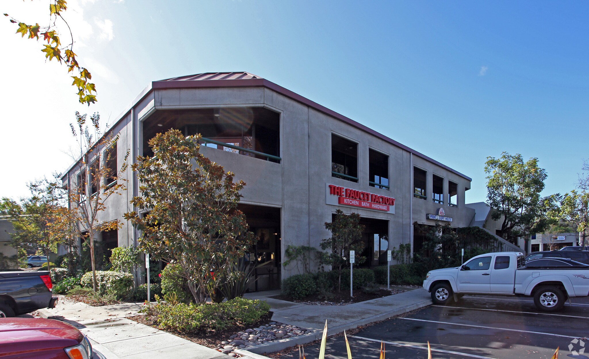 523 Encinitas Blvd, Encinitas, CA à louer Photo du bâtiment- Image 1 de 7