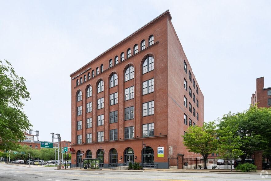 1000-1008 Clark Ave, Saint Louis, MO for lease - Building Photo - Image 2 of 19