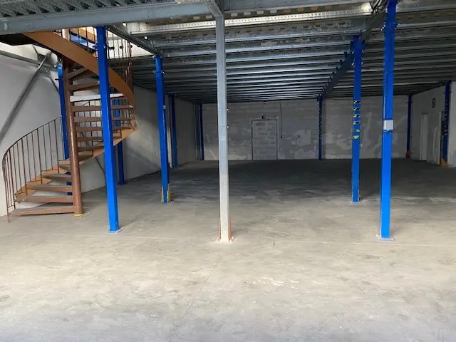 79 Rue Rateau, La Courneuve for lease - Interior Photo - Image 3 of 4