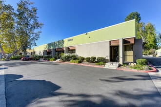 31304-31348 Via Colinas, Westlake Village, CA for lease Building Photo- Image 2 of 3