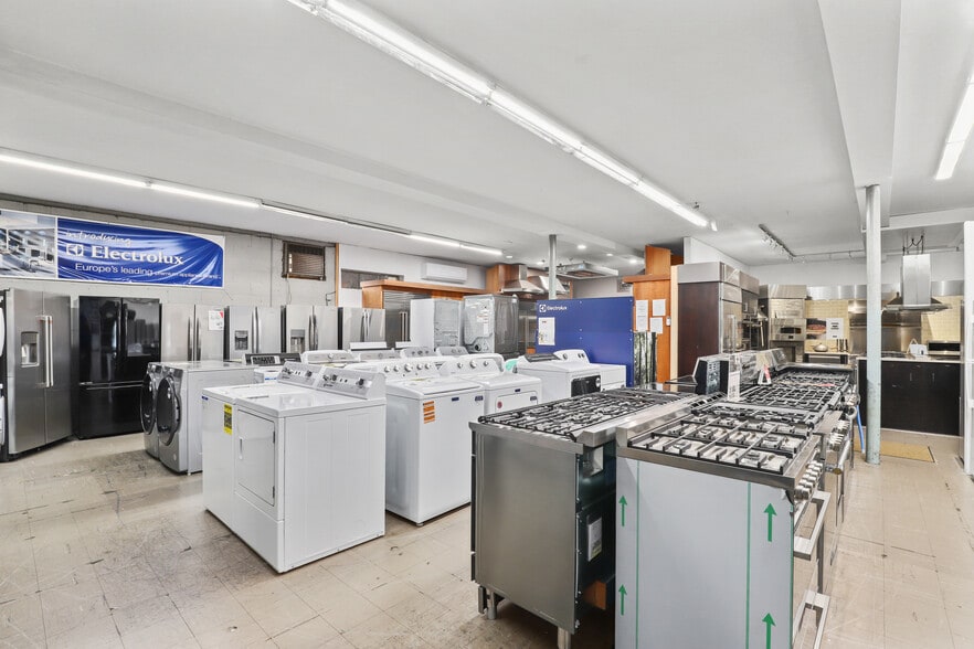 441 Commerce St, Hawthorne, NY à vendre - Photo du bâtiment - Image 3 de 21