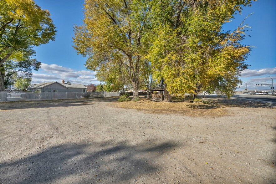 1695 Marvel Way, Reno, NV à vendre - Photo du bâtiment - Image 3 de 6