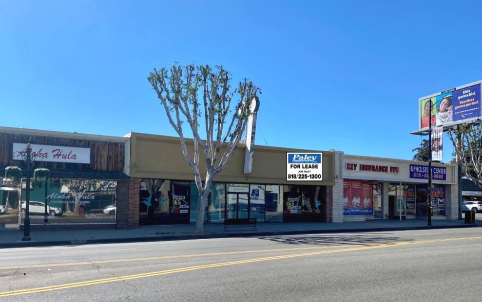 17636 Chatsworth St, Granada Hills, CA for sale Building Photo- Image 1 of 1