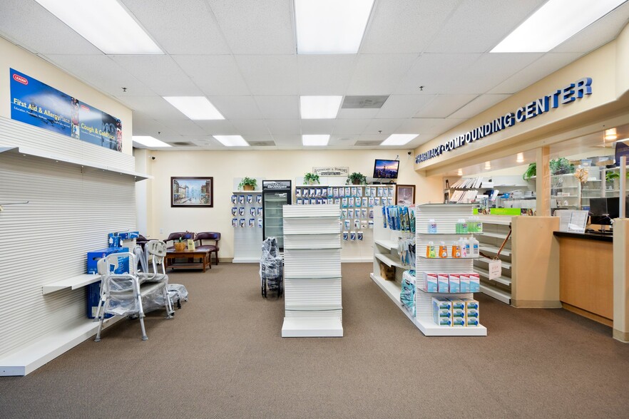 26750 Towne Centre Dr, Foothill Ranch, CA for sale - Building Photo - Image 3 of 10