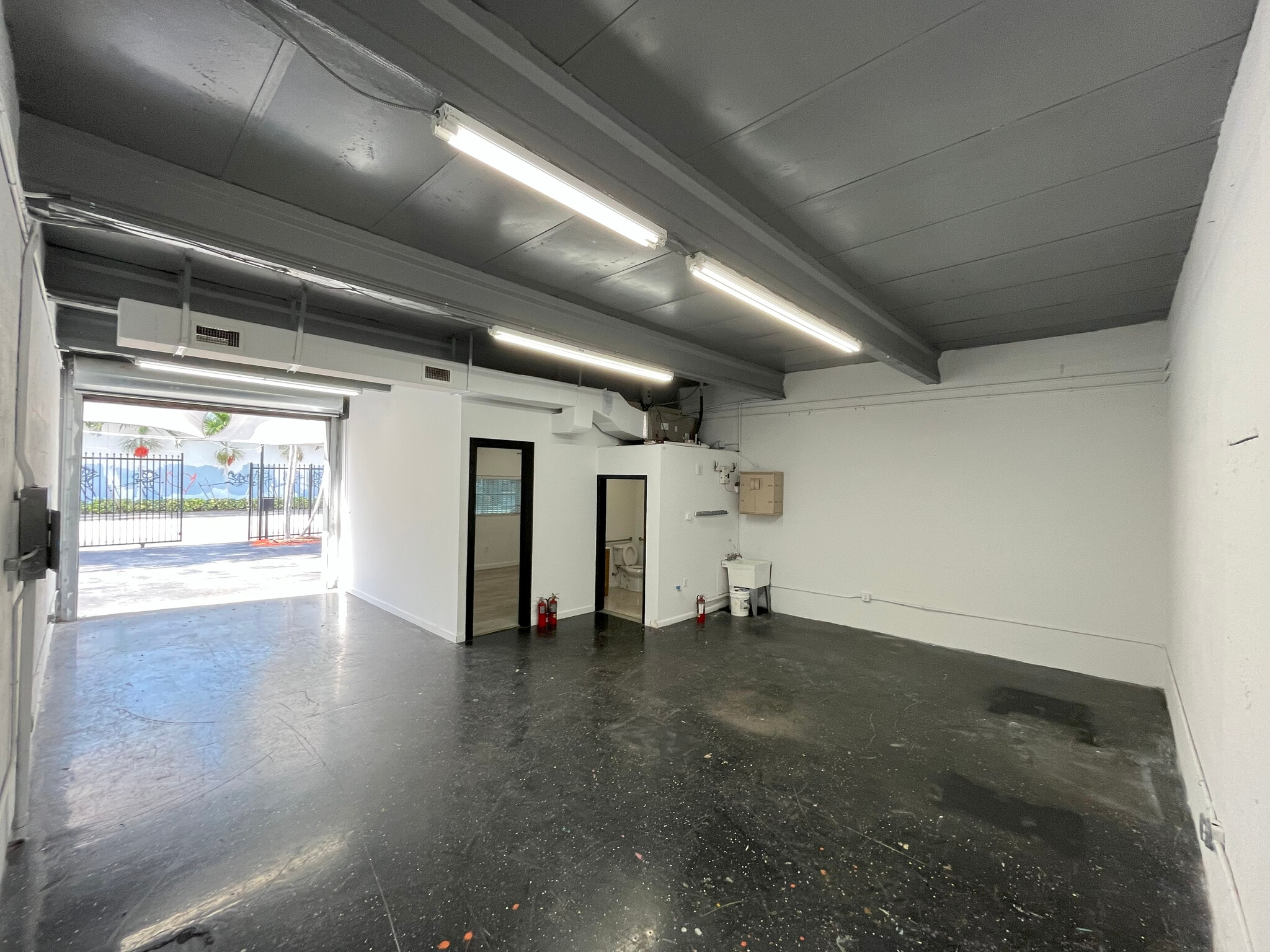 761 NW 23rd St, Miami, FL à louer Photo intérieure- Image 1 de 6