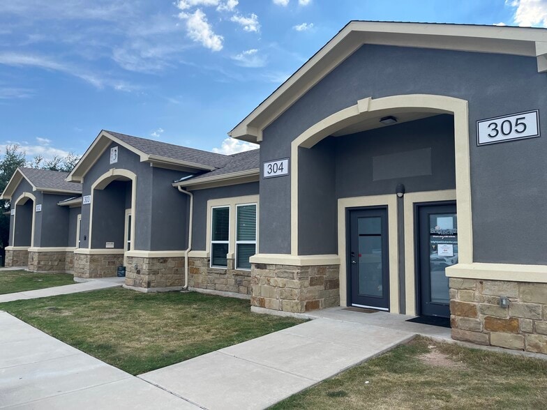 2301 S Bagdad Rd, Cedar Park, TX à vendre - Photo du bâtiment - Image 2 de 9