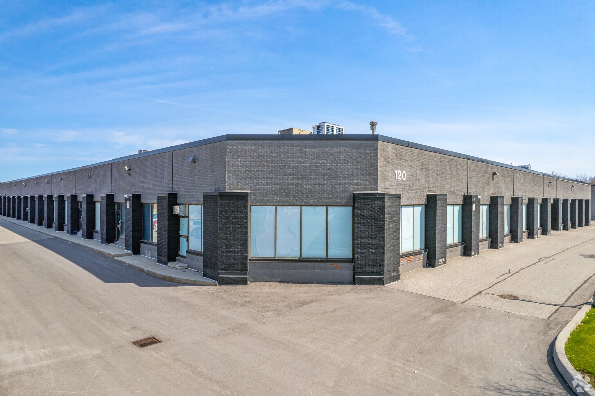 120 Melford Dr, Toronto, ON for sale Primary Photo- Image 1 of 1