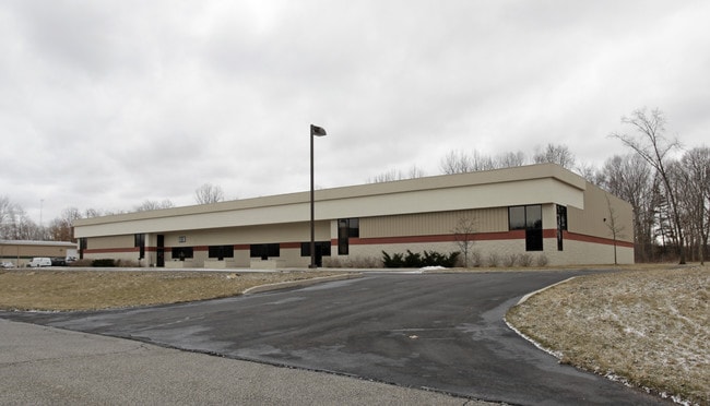 More details for 205 Woodcreek Dr, Michigan City, IN - Flex for Lease