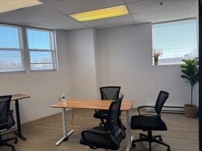 50 Johnson Ave, Hackensack, NJ à louer Photo intérieure- Image 2 de 11