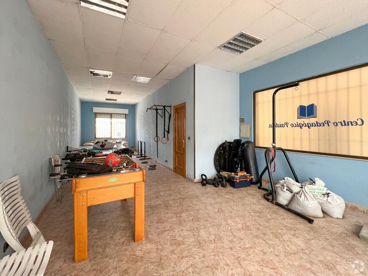 Ávila, AVI 05003 - Unit Puerta L3, Esc. 2 - - Interior Photo - Image 2 of 4