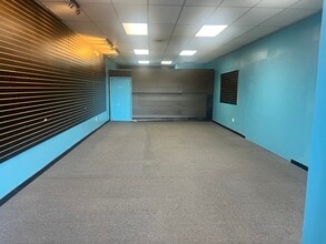 1030-1068 Upper Valley Pike, Springfield, OH for lease Interior Photo- Image 2 of 6