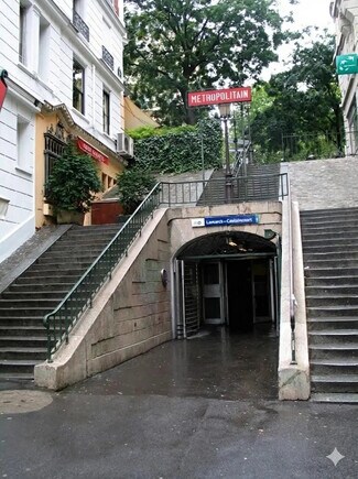 Plus de détails pour Commerce de détail à louer