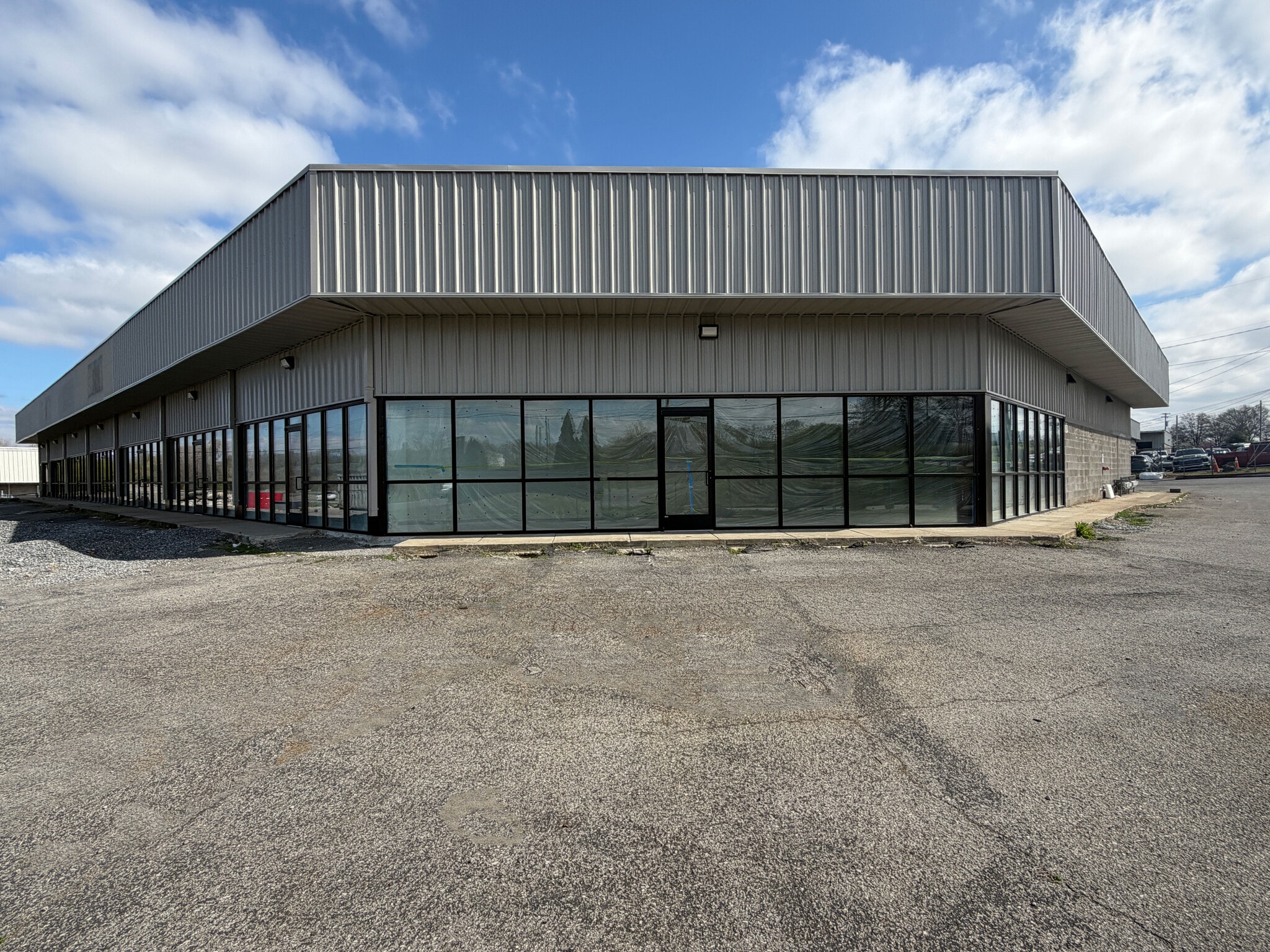 1236 Northgate Business Pky, Madison, TN for lease Primary Photo- Image 1 of 9