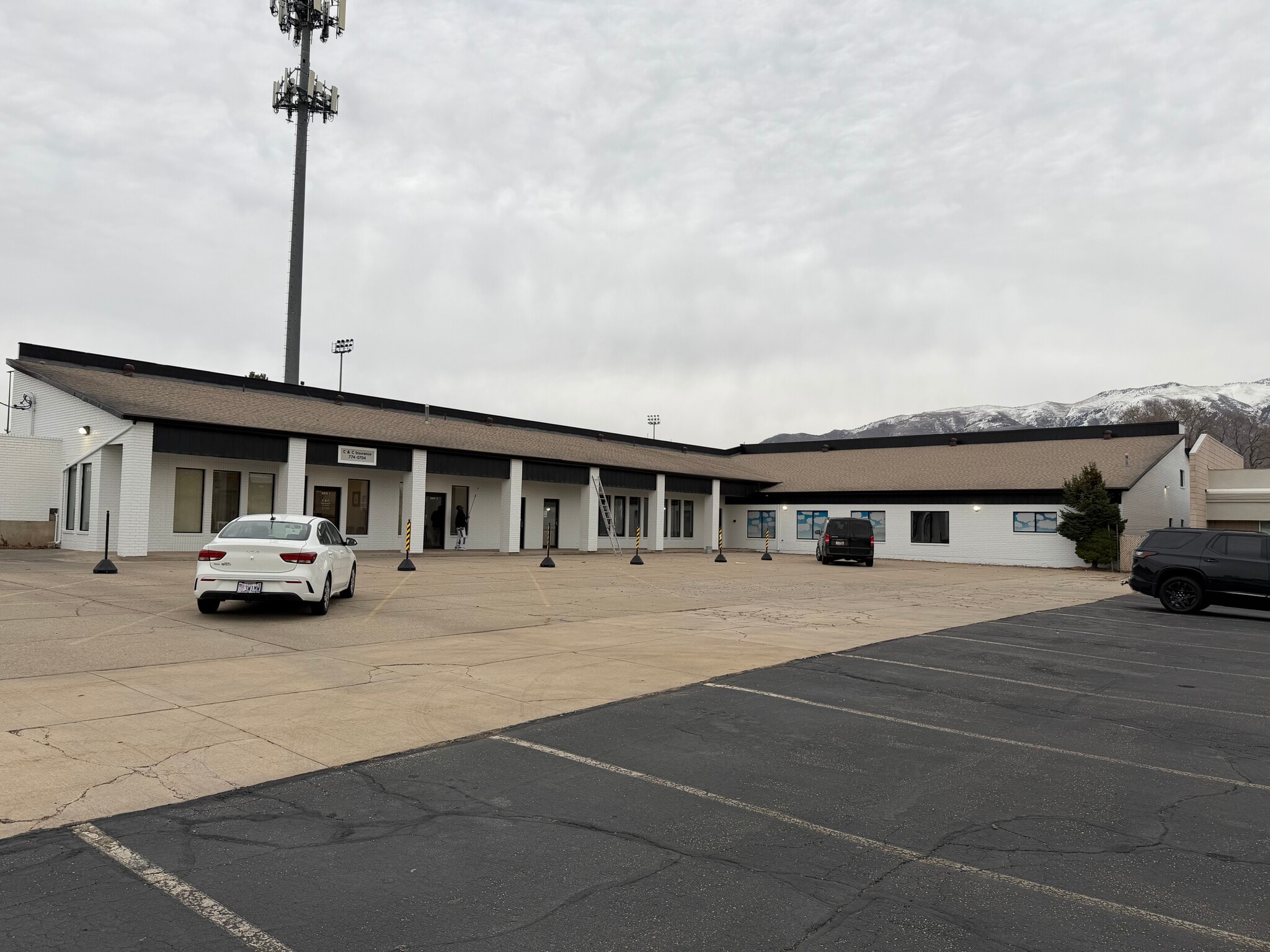 2182 N Hill Field Rd, Layton, UT for lease Primary Photo- Image 1 of 25