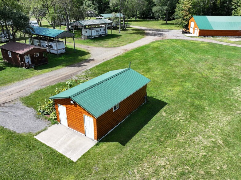 1131 Comins Rd, Redfield, NY for sale - Building Photo - Image 3 of 15