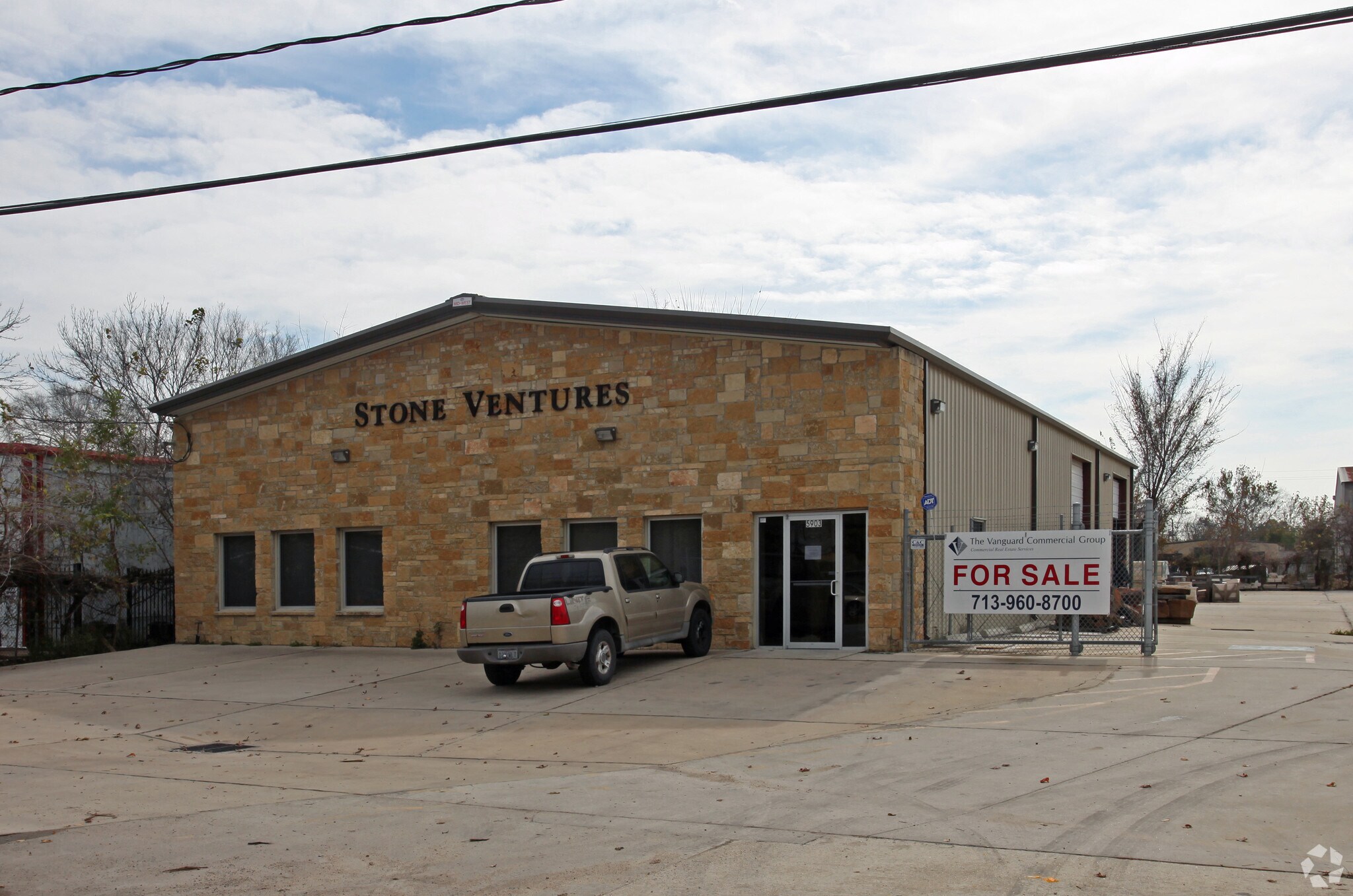 5903 Gardendale Dr, Houston, TX à louer Photo principale- Image 1 de 9