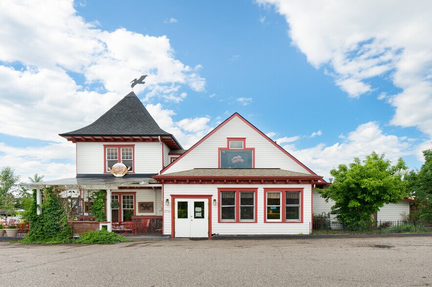 2711 W College St, Bozeman, MT à vendre - Photo du bâtiment - Image 2 de 108