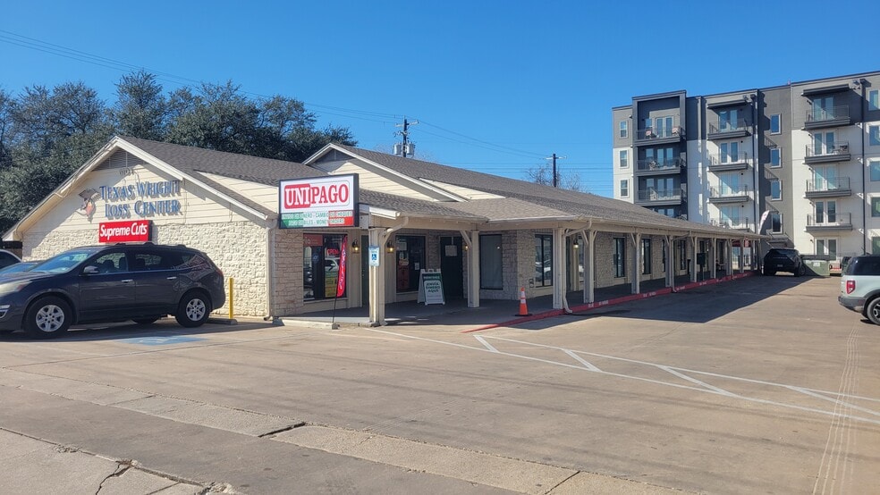 6104 S 1st St, Austin, TX à louer - Photo du bâtiment - Image 3 de 8