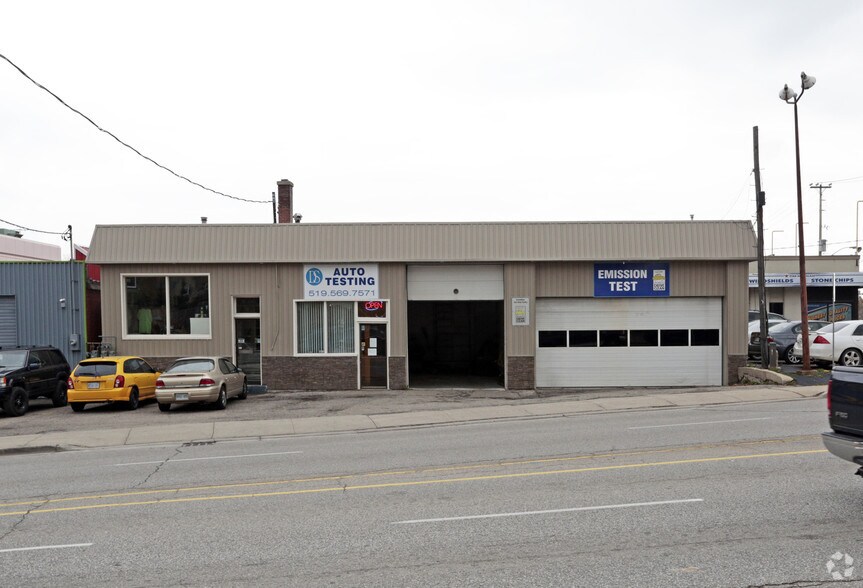 342 Victoria St N, Kitchener, ON à vendre - Photo principale - Image 1 de 1