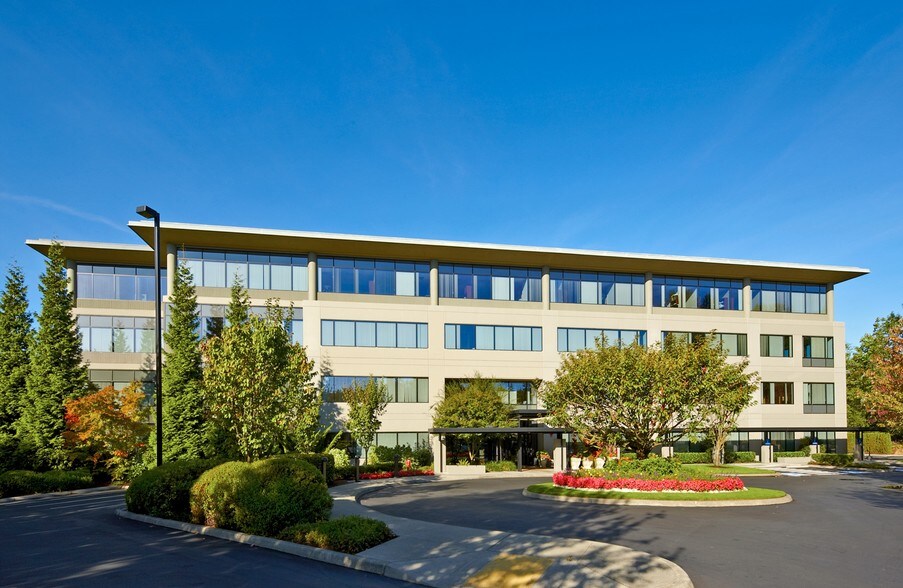 720 4th Ave, Kirkland, WA à louer - Photo du bâtiment - Image 2 de 7