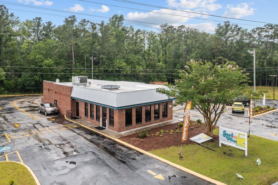 413 W Main St, Havelock, NC à vendre - Photo du bâtiment - Image 1 de 8
