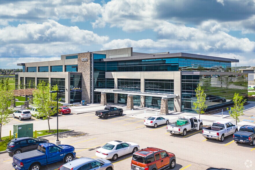 333 96th Ave NE, Calgary, AB à louer - Photo principale - Image 1 de 9