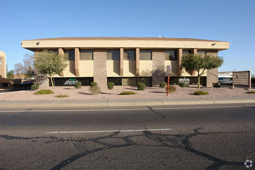 644 E Southern Ave, Mesa, AZ à louer - Photo du bâtiment - Image 2 de 6