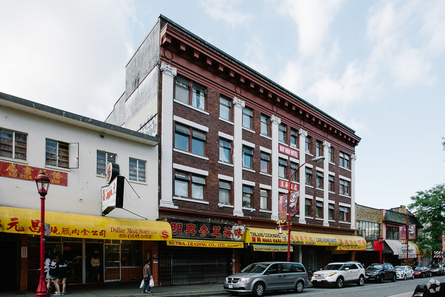 254-262 Pender St E, Vancouver, BC à louer - Photo principale - Image 1 de 4