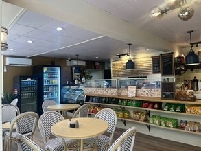 145-147 Rt 27, Edison, NJ for lease Interior Photo- Image 2 of 4