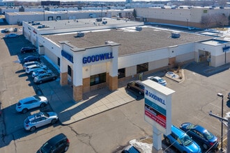 2500 Cleveland Ave N, Roseville, MN à vendre Photo intérieure- Image 1 de 6